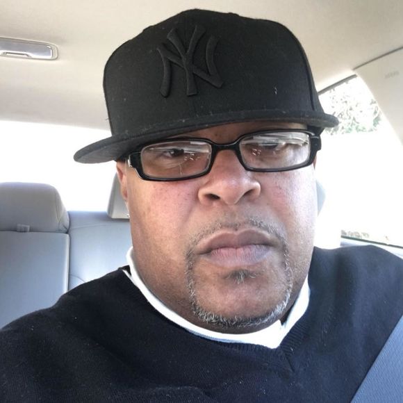 Meet your Posher, Stephon - Picture 1 of 1